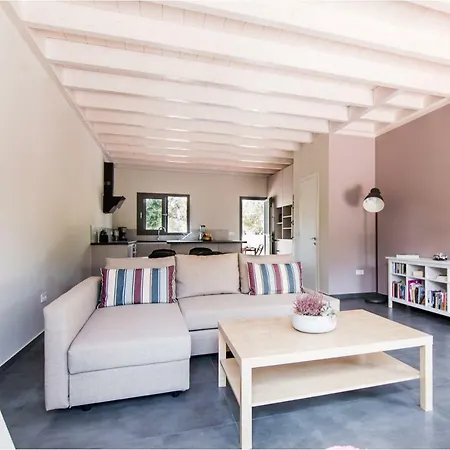 Olive Grove House Hotell 4*