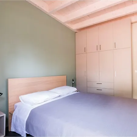 Olive Grove House فندق 4*