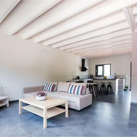 Olive Grove House Holiday home *