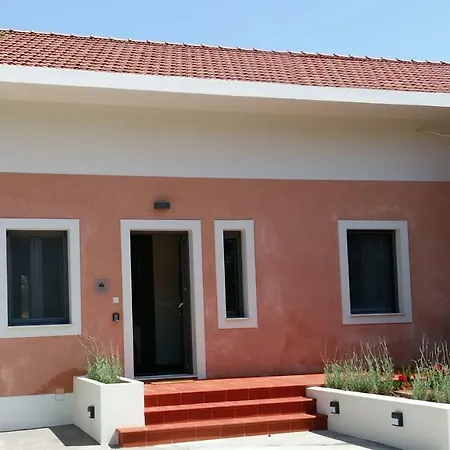 Olive Grove House Holiday home *